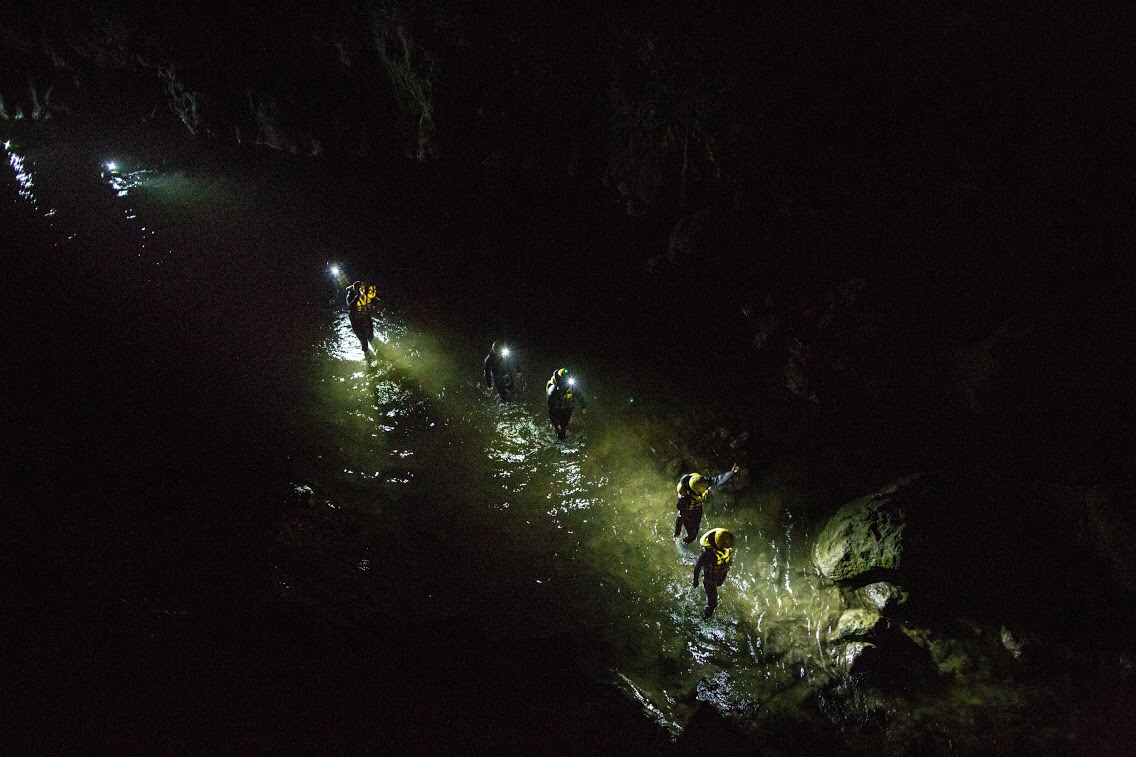 River Walking Notturno dall'alto