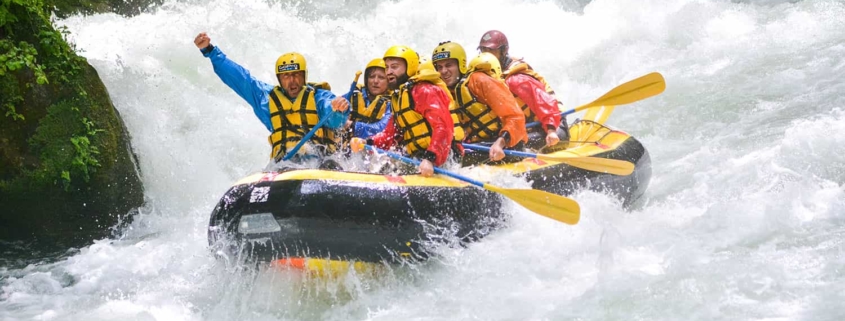 Rafting in Umbria sotto la cascata delle Marmore